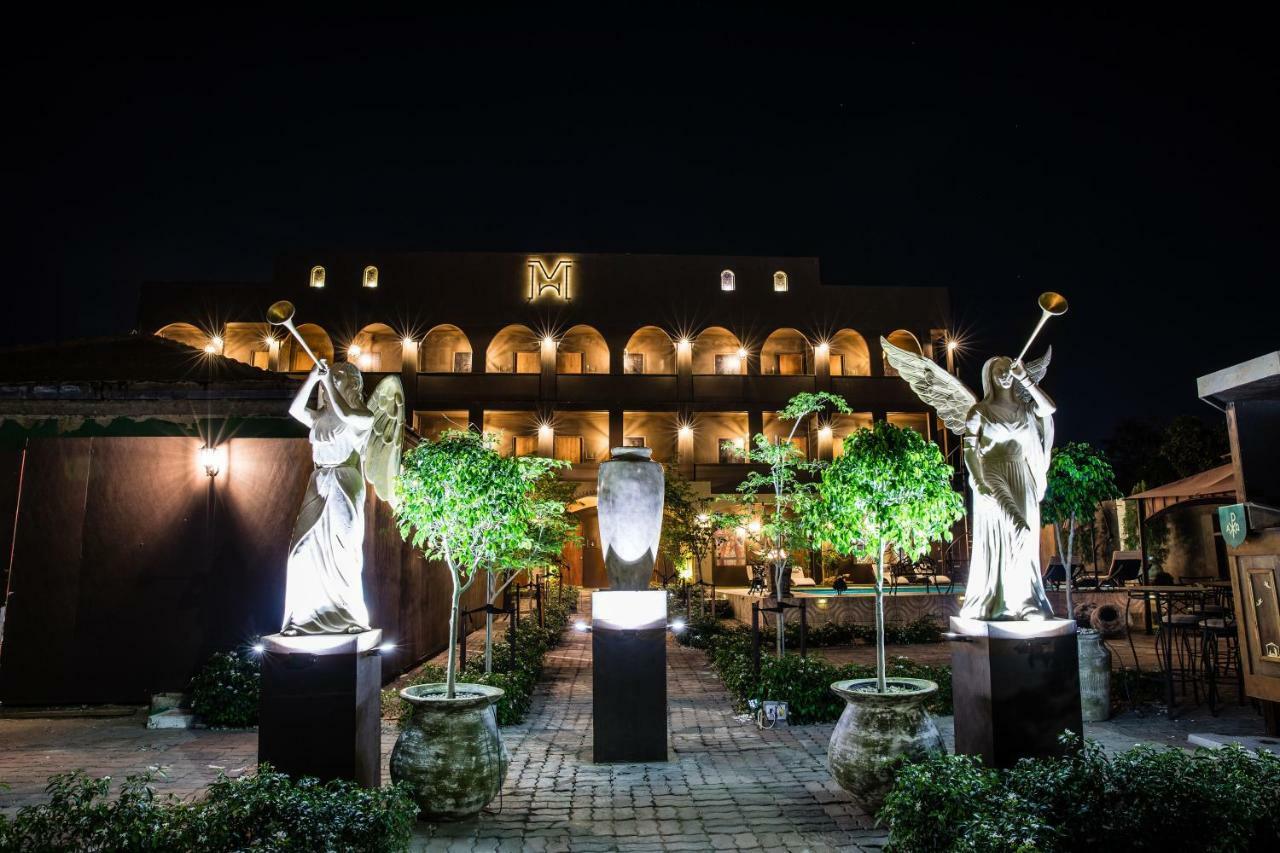 Monastery Suites Oranjestad Ngoại thất bức ảnh