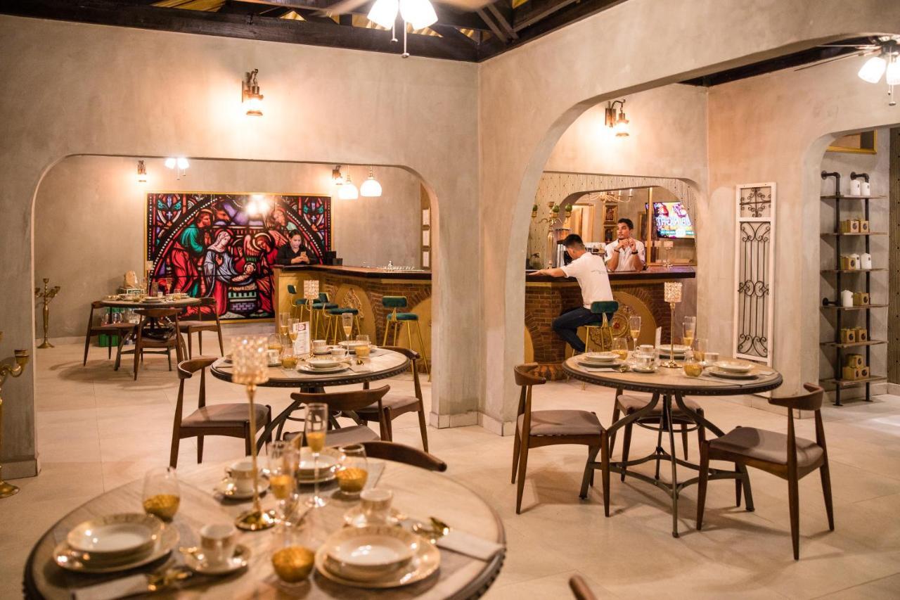 Monastery Suites Oranjestad Ngoại thất bức ảnh