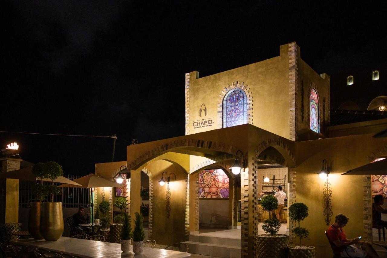 Monastery Suites Oranjestad Ngoại thất bức ảnh