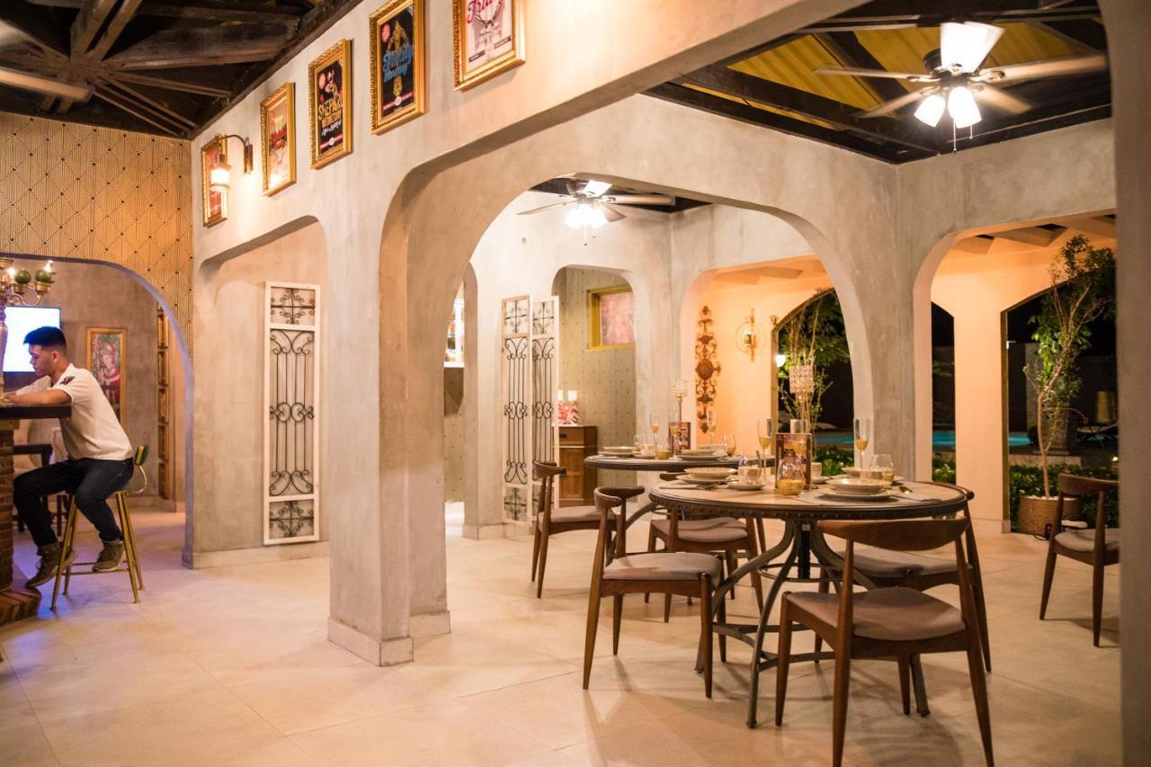 Monastery Suites Oranjestad Ngoại thất bức ảnh